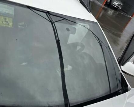 Белый Фольксваген Гольф, объемом двигателя 1.9 л и пробегом 143 тыс. км за 5500 $, фото 6 на Automoto.ua