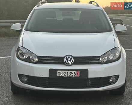 Белый Фольксваген Гольф, объемом двигателя 1.4 л и пробегом 213 тыс. км за 7799 $, фото 12 на Automoto.ua