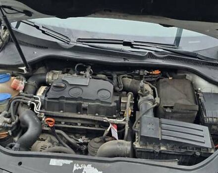 Белый Фольксваген Гольф, объемом двигателя 1.9 л и пробегом 143 тыс. км за 5500 $, фото 7 на Automoto.ua