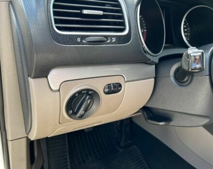 Білий Фольксваген Гольф, об'ємом двигуна 1.6 л та пробігом 225 тис. км за 6999 $, фото 8 на Automoto.ua