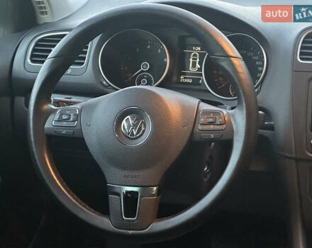 Белый Фольксваген Гольф, объемом двигателя 1.4 л и пробегом 213 тыс. км за 7799 $, фото 45 на Automoto.ua