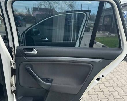 Белый Фольксваген Гольф, объемом двигателя 1.9 л и пробегом 143 тыс. км за 6050 $, фото 33 на Automoto.ua