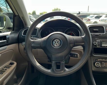 Білий Фольксваген Гольф, об'ємом двигуна 1.6 л та пробігом 225 тис. км за 6999 $, фото 7 на Automoto.ua