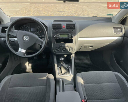 Белый Фольксваген Гольф, объемом двигателя 1.4 л и пробегом 199 тыс. км за 6500 $, фото 47 на Automoto.ua