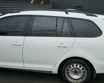 Белый Фольксваген Гольф, объемом двигателя 1.9 л и пробегом 143 тыс. км за 5500 $, фото 2 на Automoto.ua