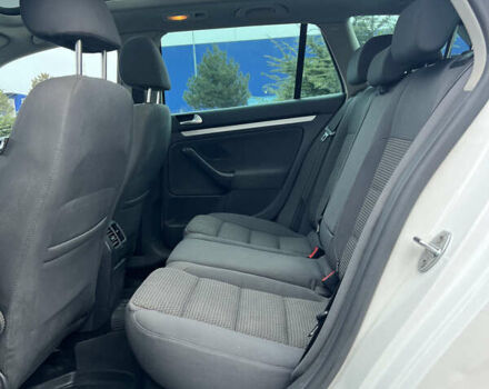 Белый Фольксваген Гольф, объемом двигателя 1.97 л и пробегом 352 тыс. км за 7590 $, фото 16 на Automoto.ua