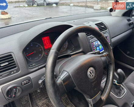 Белый Фольксваген Гольф, объемом двигателя 1.9 л и пробегом 315 тыс. км за 6050 $, фото 18 на Automoto.ua