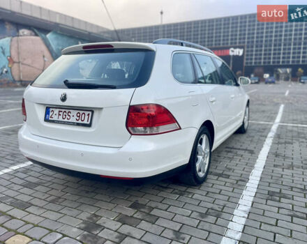 Білий Фольксваген Гольф, об'ємом двигуна 1.4 л та пробігом 199 тис. км за 5700 $, фото 11 на Automoto.ua