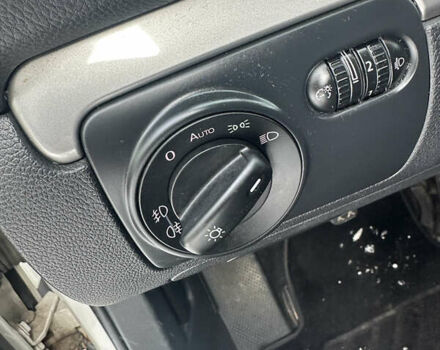 Белый Фольксваген Гольф, объемом двигателя 1.6 л и пробегом 249 тыс. км за 6800 $, фото 27 на Automoto.ua