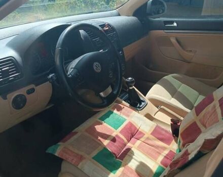 Белый Фольксваген Гольф, объемом двигателя 1.4 л и пробегом 270 тыс. км за 6000 $, фото 1 на Automoto.ua