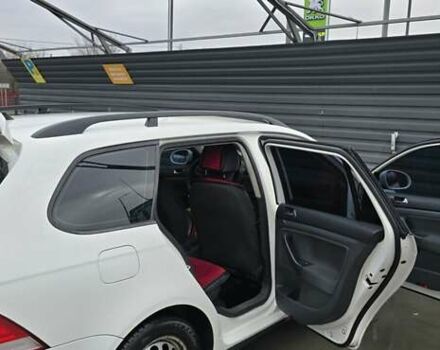 Белый Фольксваген Гольф, объемом двигателя 1.9 л и пробегом 143 тыс. км за 5500 $, фото 4 на Automoto.ua