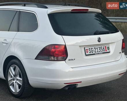 Белый Фольксваген Гольф, объемом двигателя 1.4 л и пробегом 213 тыс. км за 7799 $, фото 24 на Automoto.ua