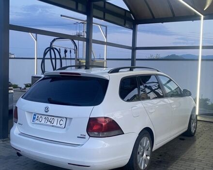 Белый Фольксваген Гольф, объемом двигателя 1.6 л и пробегом 240 тыс. км за 6100 $, фото 3 на Automoto.ua