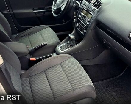 Белый Фольксваген Гольф, объемом двигателя 1.6 л и пробегом 256 тыс. км за 7550 $, фото 7 на Automoto.ua