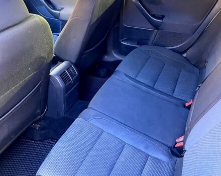 Білий Фольксваген Гольф, об'ємом двигуна 1.6 л та пробігом 381 тис. км за 8000 $, фото 4 на Automoto.ua