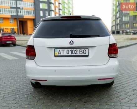 Белый Фольксваген Гольф, объемом двигателя 1.6 л и пробегом 268 тыс. км за 6300 $, фото 11 на Automoto.ua