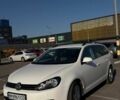 Белый Фольксваген Гольф, объемом двигателя 1.6 л и пробегом 250 тыс. км за 7500 $, фото 1 на Automoto.ua