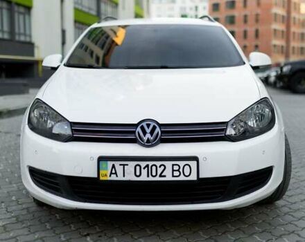 Белый Фольксваген Гольф, объемом двигателя 1.6 л и пробегом 268 тыс. км за 6300 $, фото 12 на Automoto.ua