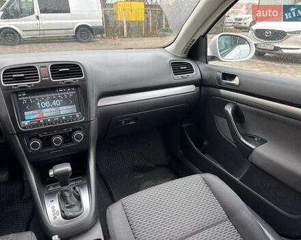 Білий Фольксваген Гольф, об'ємом двигуна 1.6 л та пробігом 348 тис. км за 7900 $, фото 26 на Automoto.ua