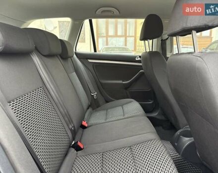 Білий Фольксваген Гольф, об'ємом двигуна 1.6 л та пробігом 348 тис. км за 7900 $, фото 22 на Automoto.ua