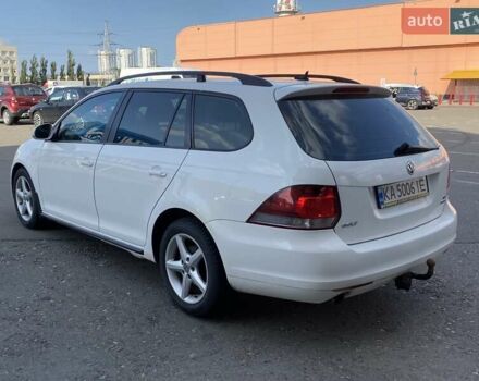 Белый Фольксваген Гольф, объемом двигателя 1.6 л и пробегом 289 тыс. км за 6350 $, фото 3 на Automoto.ua