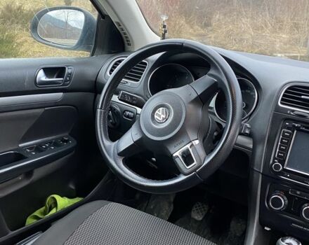 Белый Фольксваген Гольф, объемом двигателя 1.6 л и пробегом 240 тыс. км за 6100 $, фото 8 на Automoto.ua