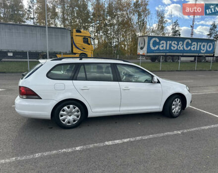 Белый Фольксваген Гольф, объемом двигателя 1.39 л и пробегом 188 тыс. км за 5850 $, фото 2 на Automoto.ua