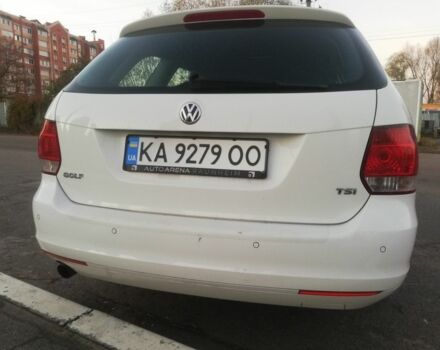 Фольксваген Гольф 2010 в Борисполе на Automoto.ua Белый Фольксваген Гольф, объемом двигателя 1.2 л и пробегом 205 тыс. км за 7600 $, фото 3 на Automoto.ua