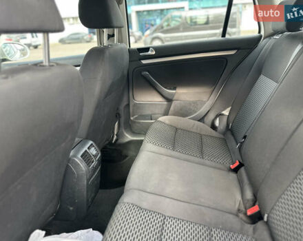 Белый Фольксваген Гольф, объемом двигателя 1.39 л и пробегом 188 тыс. км за 5850 $, фото 14 на Automoto.ua