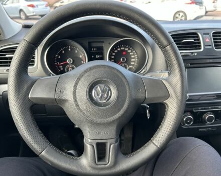 Білий Фольксваген Гольф, об'ємом двигуна 1.4 л та пробігом 215 тис. км за 6799 $, фото 4 на Automoto.ua