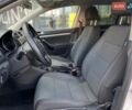 Белый Фольксваген Гольф, объемом двигателя 1.6 л и пробегом 289 тыс. км за 6350 $, фото 7 на Automoto.ua