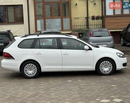 Білий Фольксваген Гольф, об'ємом двигуна 1.6 л та пробігом 348 тис. км за 7900 $, фото 3 на Automoto.ua
