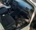 Білий Фольксваген Гольф, об'ємом двигуна 1.6 л та пробігом 243 тис. км за 5900 $, фото 1 на Automoto.ua
