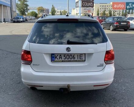 Белый Фольксваген Гольф, объемом двигателя 1.6 л и пробегом 289 тыс. км за 6350 $, фото 4 на Automoto.ua