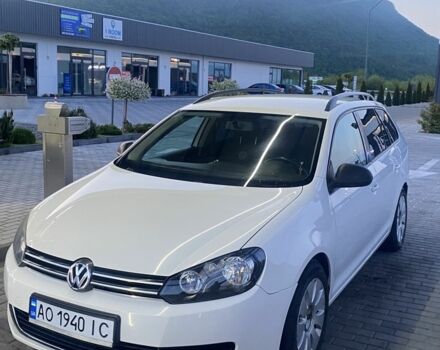 Белый Фольксваген Гольф, объемом двигателя 1.6 л и пробегом 240 тыс. км за 6100 $, фото 2 на Automoto.ua