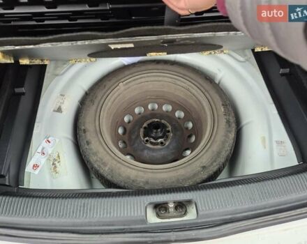 Белый Фольксваген Гольф, объемом двигателя 1.2 л и пробегом 250 тыс. км за 6300 $, фото 18 на Automoto.ua