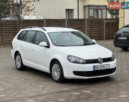 Білий Фольксваген Гольф, об'ємом двигуна 1.6 л та пробігом 348 тис. км за 7900 $, фото 2 на Automoto.ua