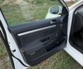 Белый Фольксваген Гольф, объемом двигателя 1.6 л и пробегом 252 тыс. км за 8000 $, фото 9 на Automoto.ua