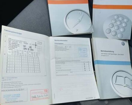 Белый Фольксваген Гольф, объемом двигателя 1.6 л и пробегом 295 тыс. км за 8000 $, фото 35 на Automoto.ua