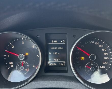 Белый Фольксваген Гольф, объемом двигателя 1.6 л и пробегом 300 тыс. км за 6000 $, фото 6 на Automoto.ua