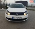 Белый Фольксваген Гольф, объемом двигателя 1.6 л и пробегом 327 тыс. км за 7500 $, фото 13 на Automoto.ua