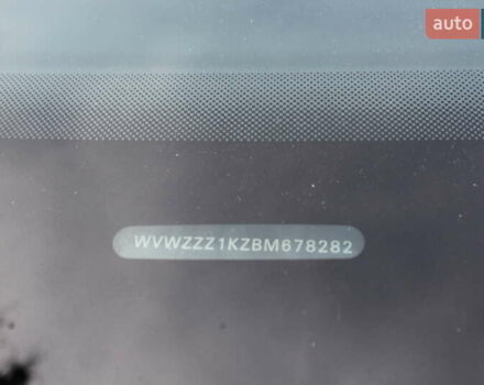 Белый Фольксваген Гольф, объемом двигателя 1.97 л и пробегом 329 тыс. км за 8250 $, фото 16 на Automoto.ua