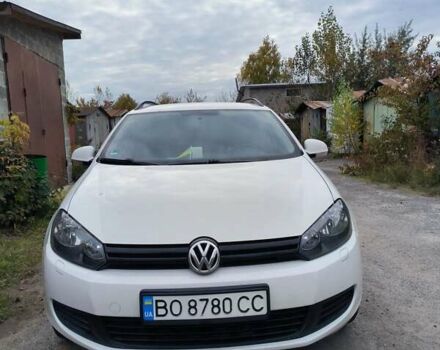 Белый Фольксваген Гольф, объемом двигателя 1.6 л и пробегом 248 тыс. км за 7600 $, фото 1 на Automoto.ua