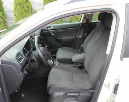 Білий Фольксваген Гольф, об'ємом двигуна 2 л та пробігом 254 тис. км за 6650 $, фото 9 на Automoto.ua