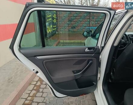 Білий Фольксваген Гольф, об'ємом двигуна 1.6 л та пробігом 339 тис. км за 7500 $, фото 19 на Automoto.ua