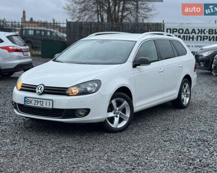 Белый Фольксваген Гольф, объемом двигателя 1.6 л и пробегом 279 тыс. км за 6950 $, фото 2 на Automoto.ua