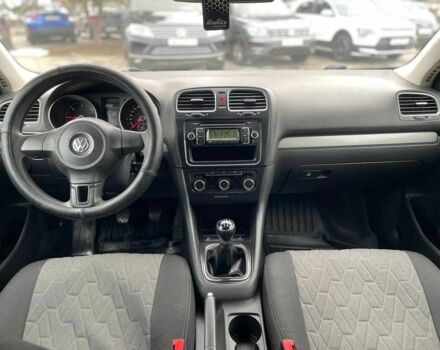Білий Фольксваген Гольф, об'ємом двигуна 1.6 л та пробігом 292 тис. км за 6999 $, фото 9 на Automoto.ua