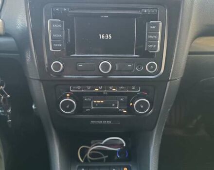 Білий Фольксваген Гольф, об'ємом двигуна 1.6 л та пробігом 339 тис. км за 7500 $, фото 10 на Automoto.ua