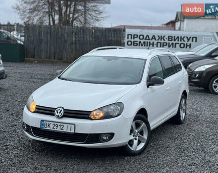Белый Фольксваген Гольф, объемом двигателя 1.6 л и пробегом 279 тыс. км за 6950 $, фото 1 на Automoto.ua