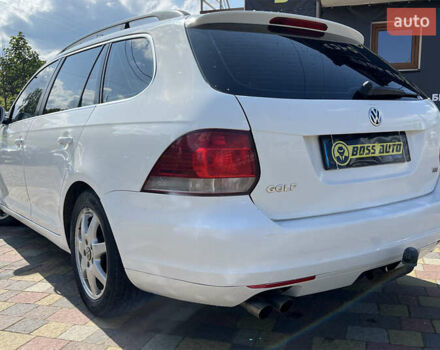 Білий Фольксваген Гольф, об'ємом двигуна 2 л та пробігом 217 тис. км за 8450 $, фото 3 на Automoto.ua